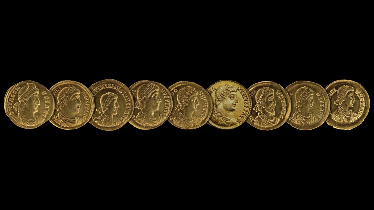 1 700 year old Roman Hoard Includes Gold Coins Depicting Illegitimate Emperor Live Science