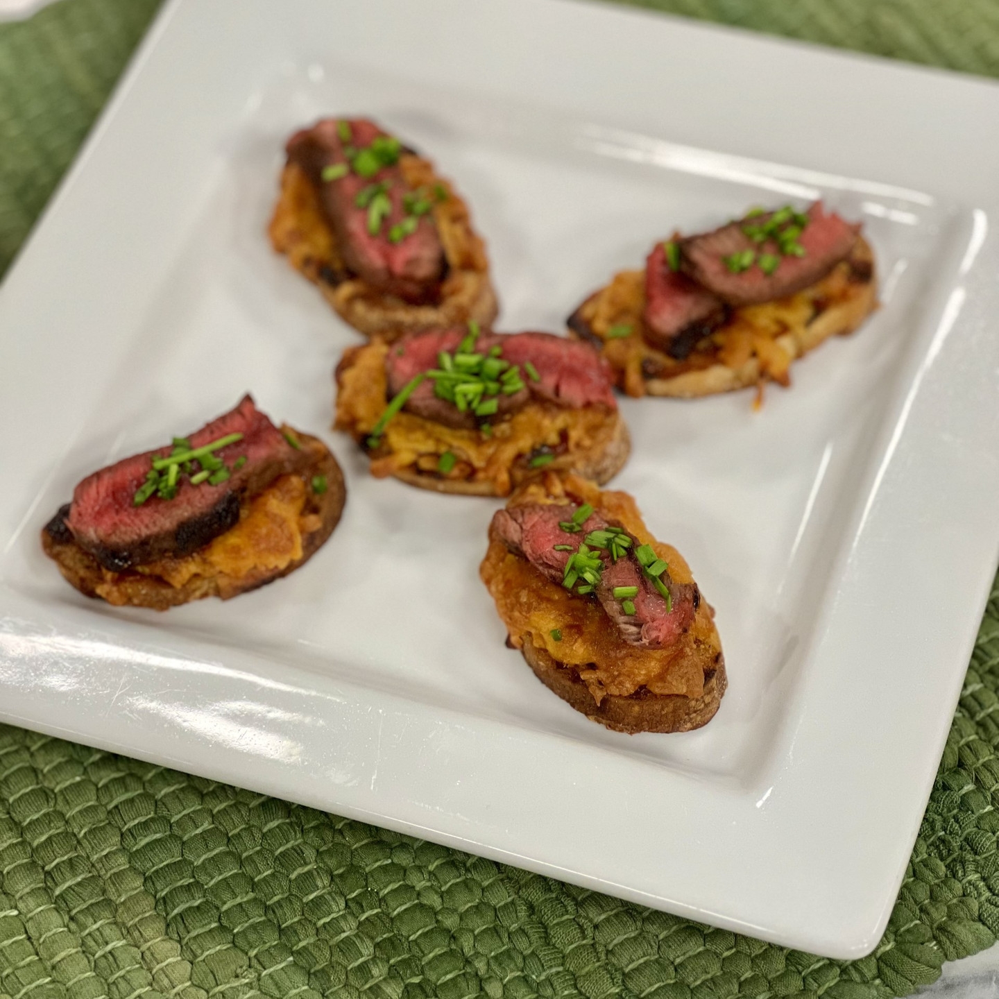 BBQ Steak Crostini With Sharp Cheddar Cheese