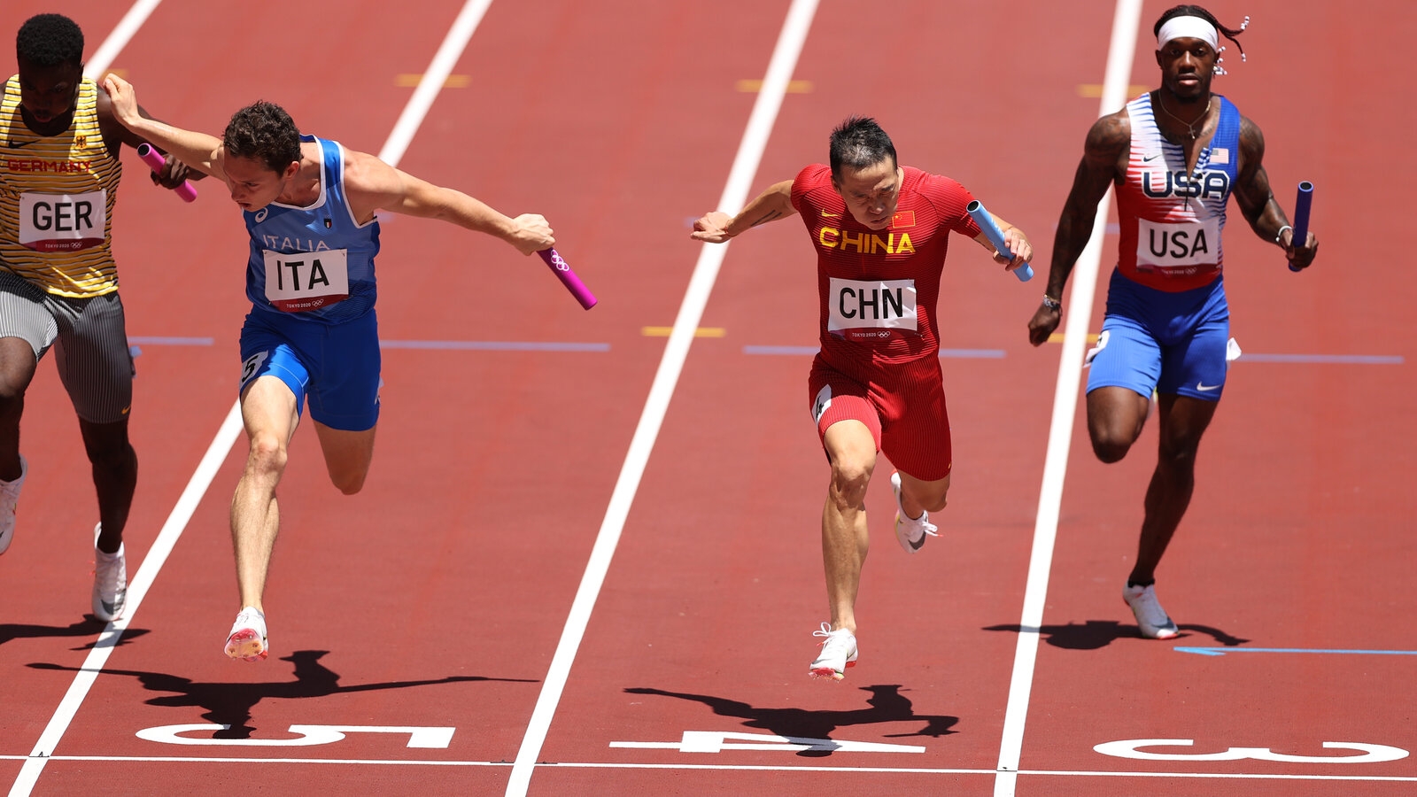 U S Fails To Reach Final In Men s 4x100 Meter Relay The New York Times